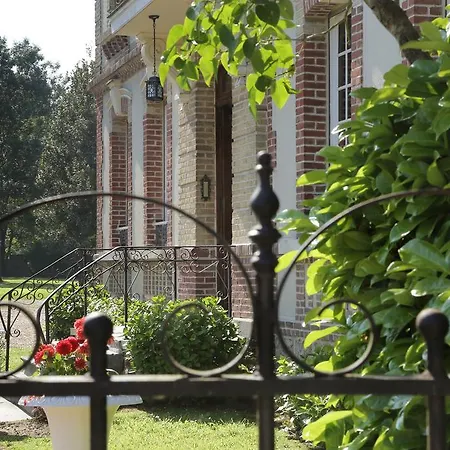 Manoir Le Mesnil Saint-Martin-aux-Chartrains