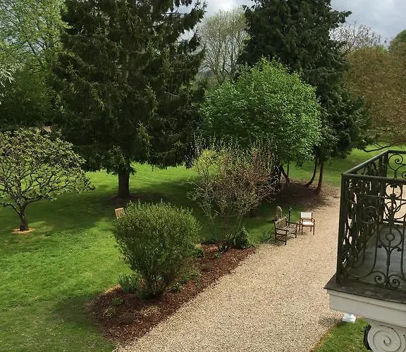 Manoir Le Mesnil Saint-Martin-aux-Chartrains