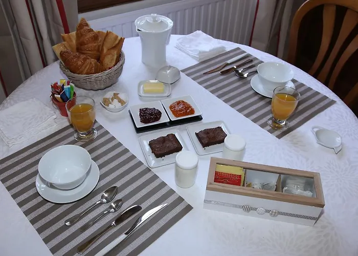 Manoir Le Mesnil Saint-Martin-aux-Chartrains